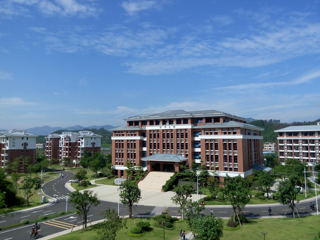 学校国华大楼